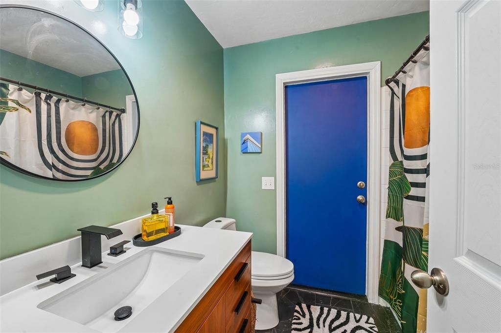Activo con contrato: $372,900 (3 camas, 2 baños, 1561 Pies cuadrados)