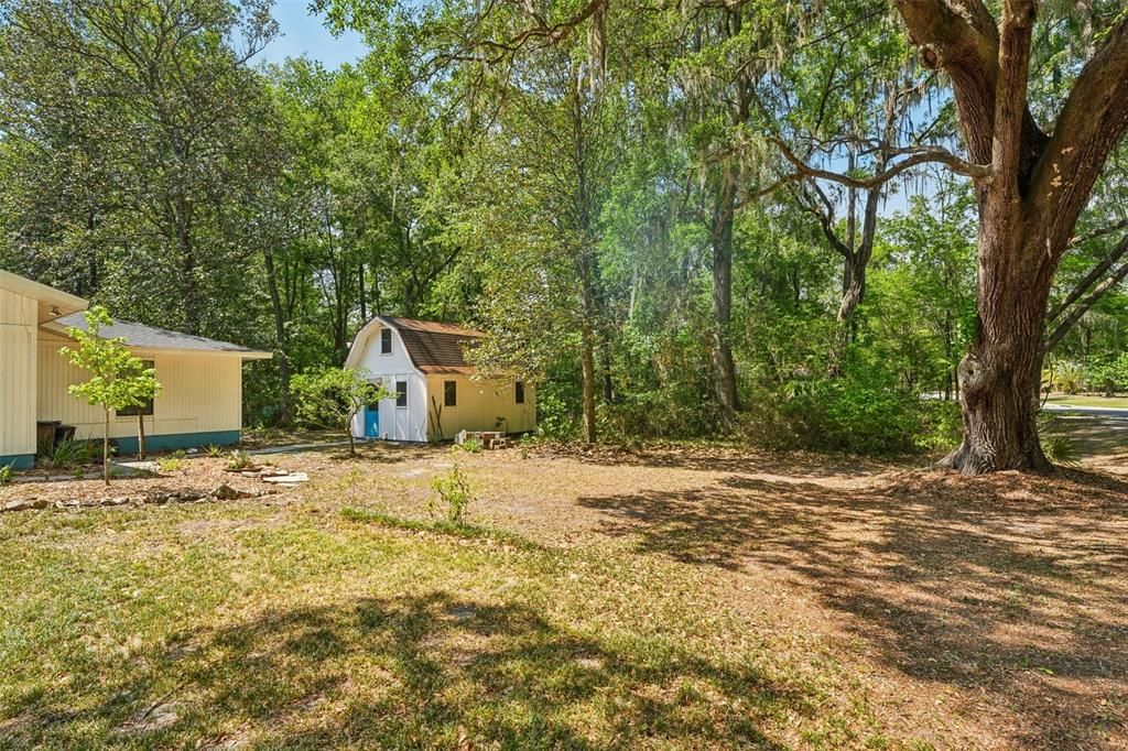 Activo con contrato: $372,900 (3 camas, 2 baños, 1561 Pies cuadrados)