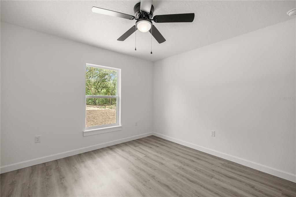 En Venta: $244,900 (3 camas, 2 baños, 1317 Pies cuadrados)