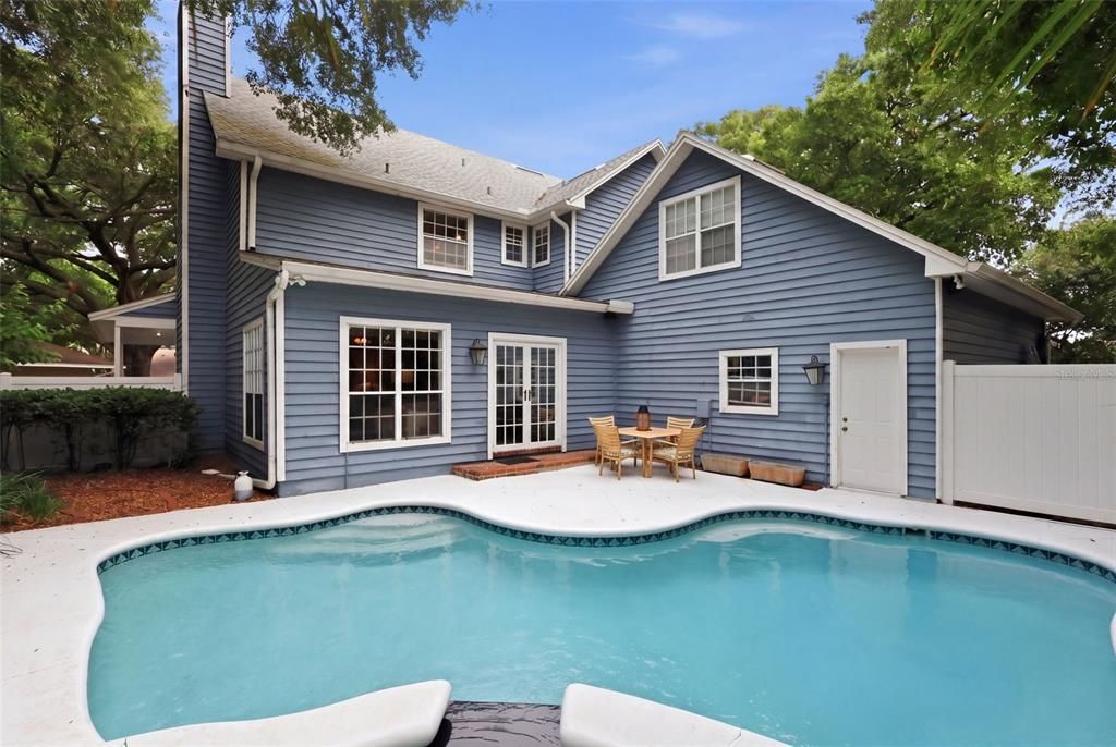 Activo con contrato: $799,000 (4 camas, 3 baños, 3144 Pies cuadrados)