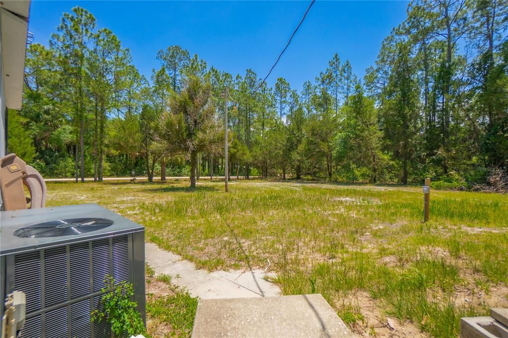 For Sale: $199,900 (3 beds, 2 baths, 1404 Square Feet)