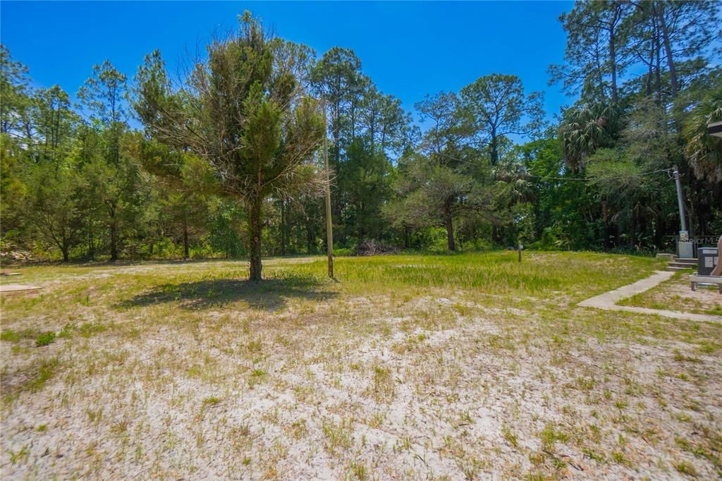 For Sale: $199,900 (3 beds, 2 baths, 1404 Square Feet)