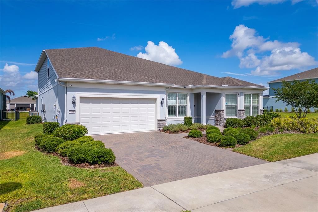 For Rent: $5,200 (6 beds, 4 baths, 4390 Square Feet)
