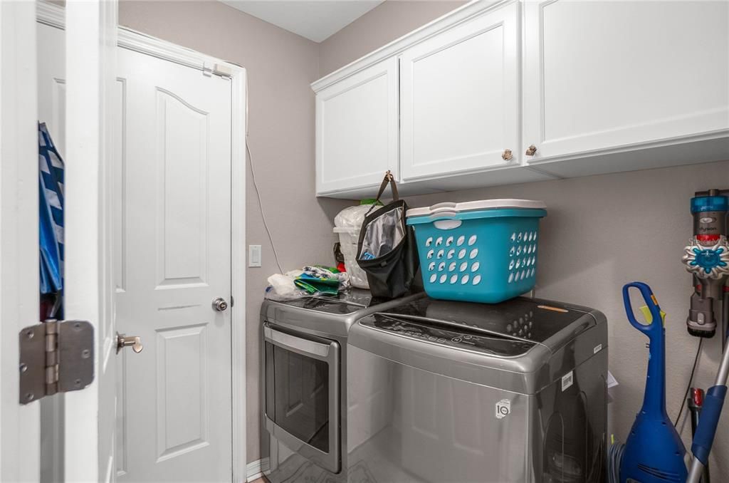 For Sale: $525,000 (4 beds, 2 baths, 2676 Square Feet)