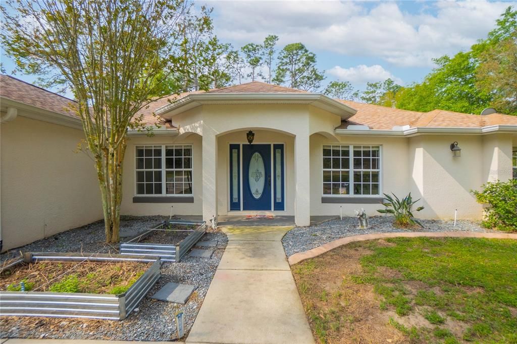 For Sale: $525,000 (4 beds, 2 baths, 2676 Square Feet)
