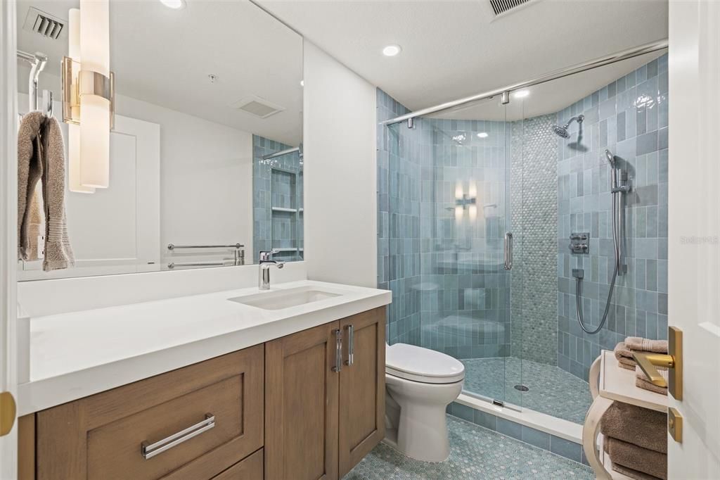 For Sale: $2,395,000 (3 beds, 3 baths, 2521 Square Feet)