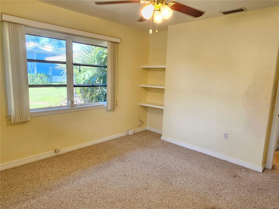 For Rent: $2,600 (2 beds, 1 baths, 1417 Square Feet)
