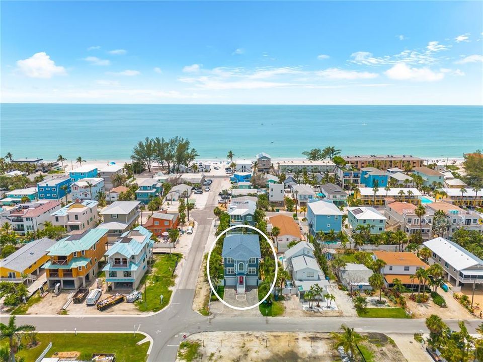 For Sale: $2,495,000 (4 beds, 4 baths, 2832 Square Feet)