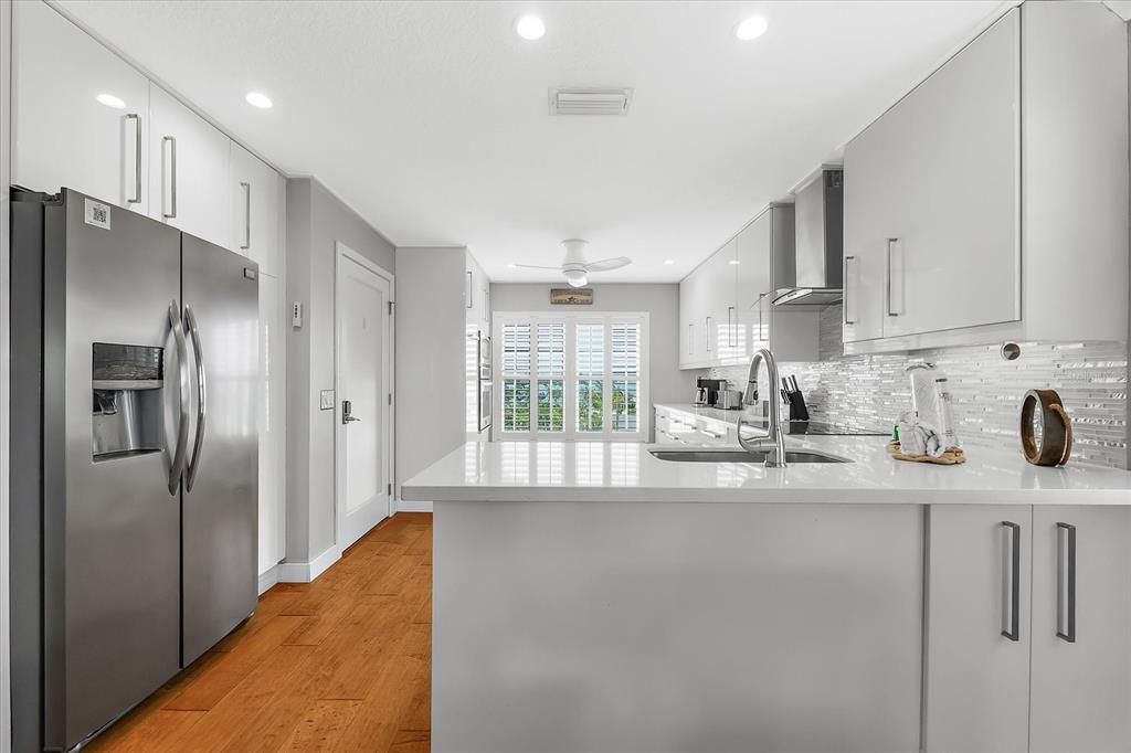 For Sale: $2,495,000 (4 beds, 4 baths, 2832 Square Feet)