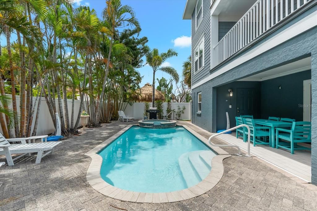 For Sale: $2,495,000 (4 beds, 4 baths, 2832 Square Feet)