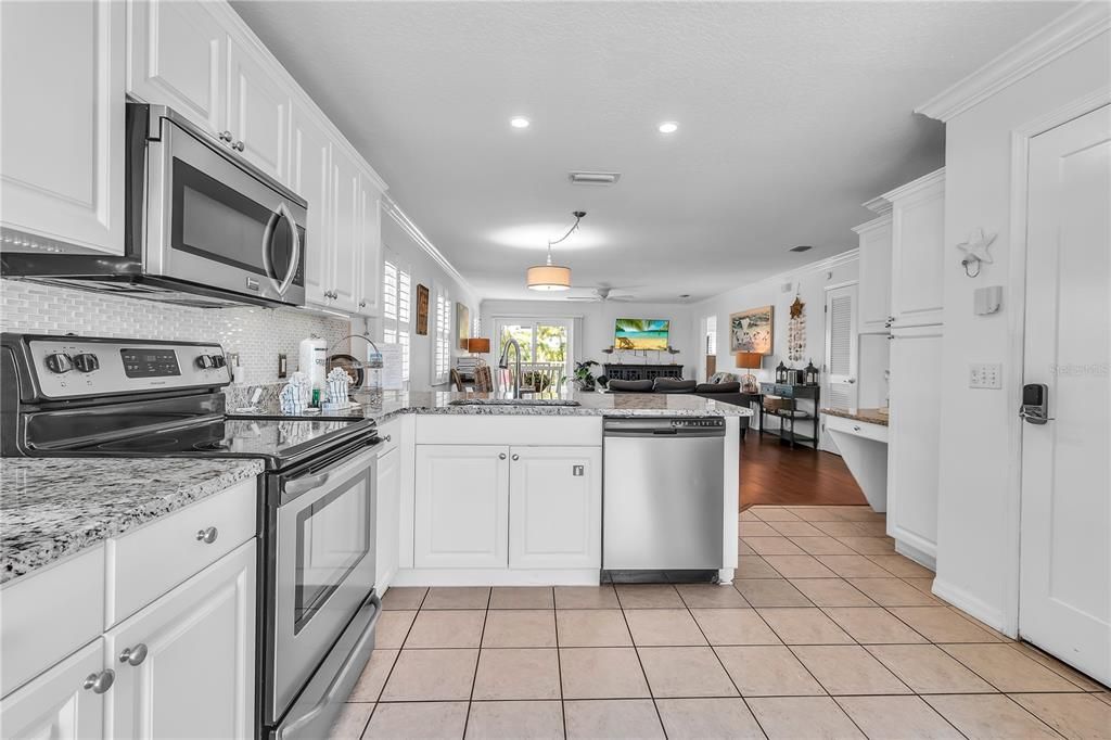 For Sale: $2,495,000 (4 beds, 4 baths, 2832 Square Feet)
