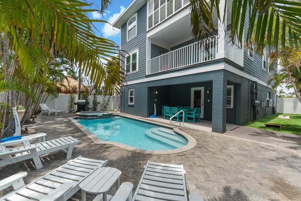 For Sale: $2,495,000 (4 beds, 4 baths, 2832 Square Feet)