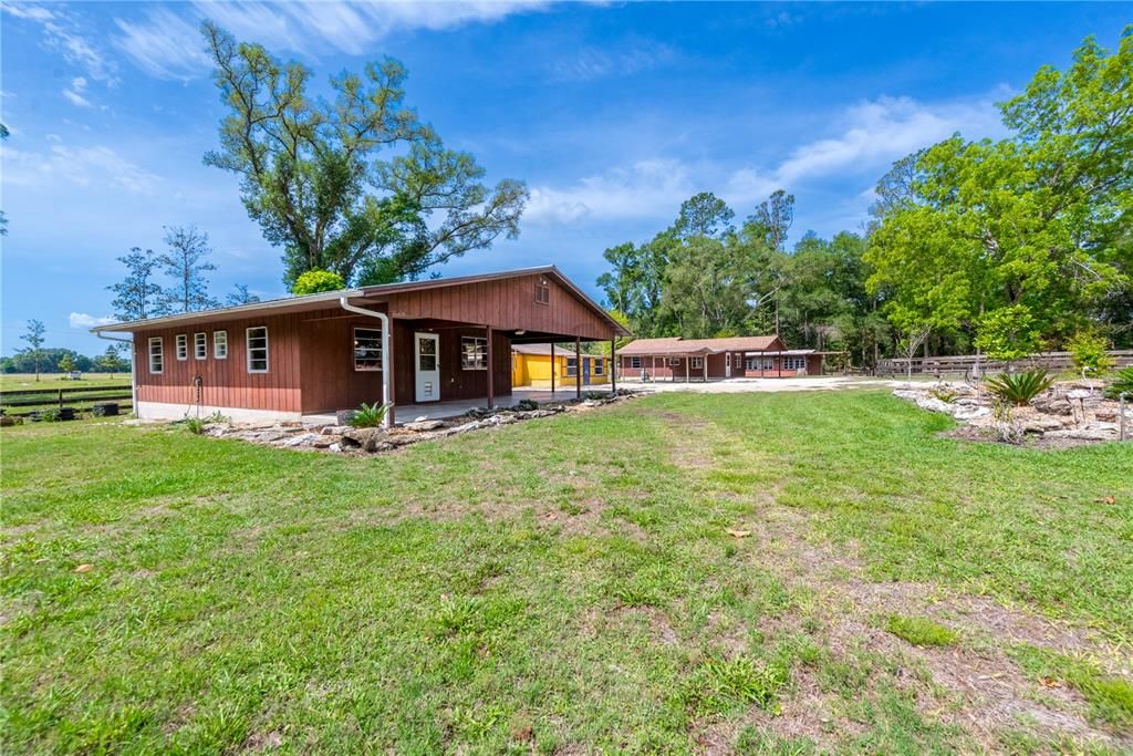 For Sale: $295,000 (2 beds, 1 baths, 1640 Square Feet)