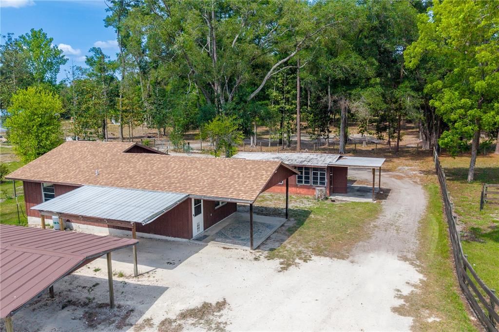 For Sale: $295,000 (2 beds, 1 baths, 1640 Square Feet)