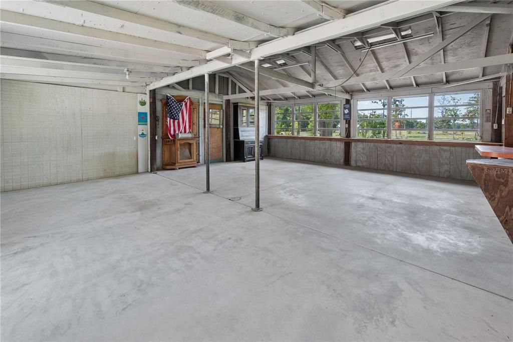 For Sale: $295,000 (2 beds, 1 baths, 1640 Square Feet)