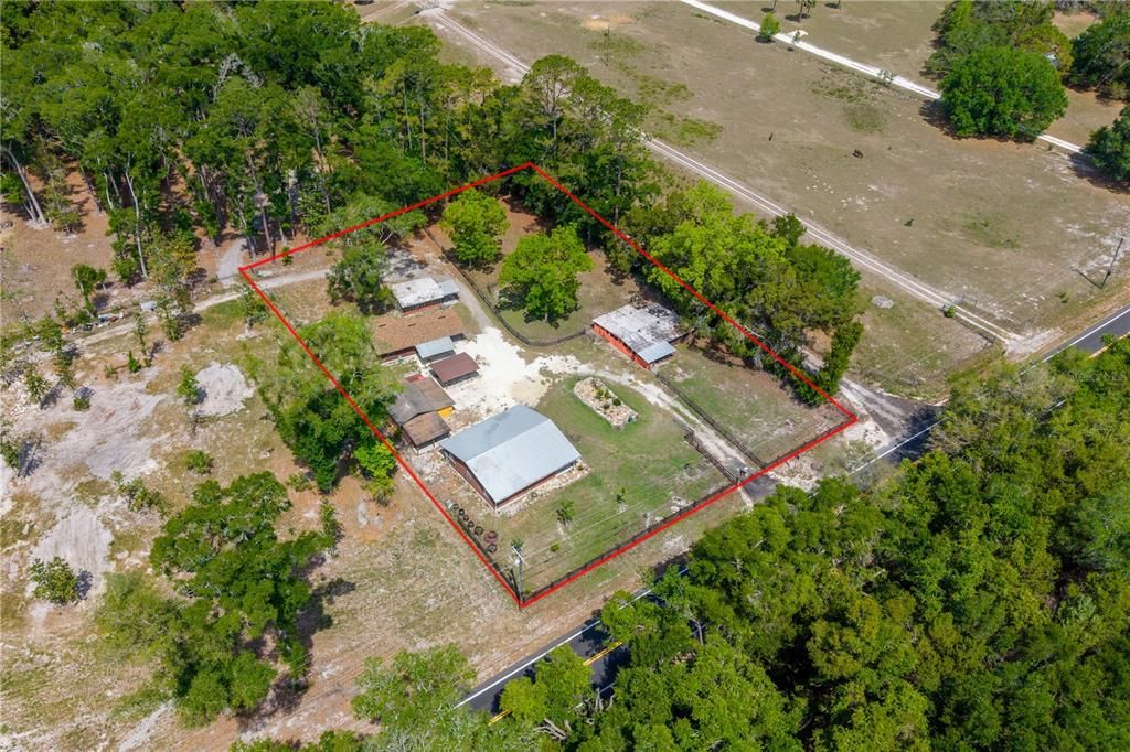 For Sale: $295,000 (2 beds, 1 baths, 1640 Square Feet)