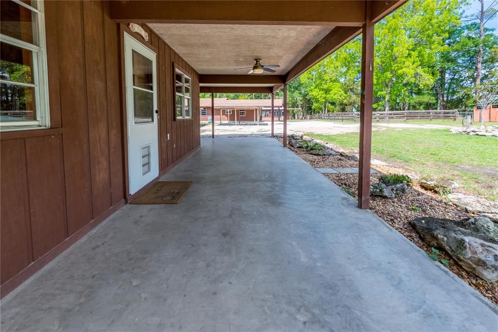 For Sale: $295,000 (2 beds, 1 baths, 1640 Square Feet)