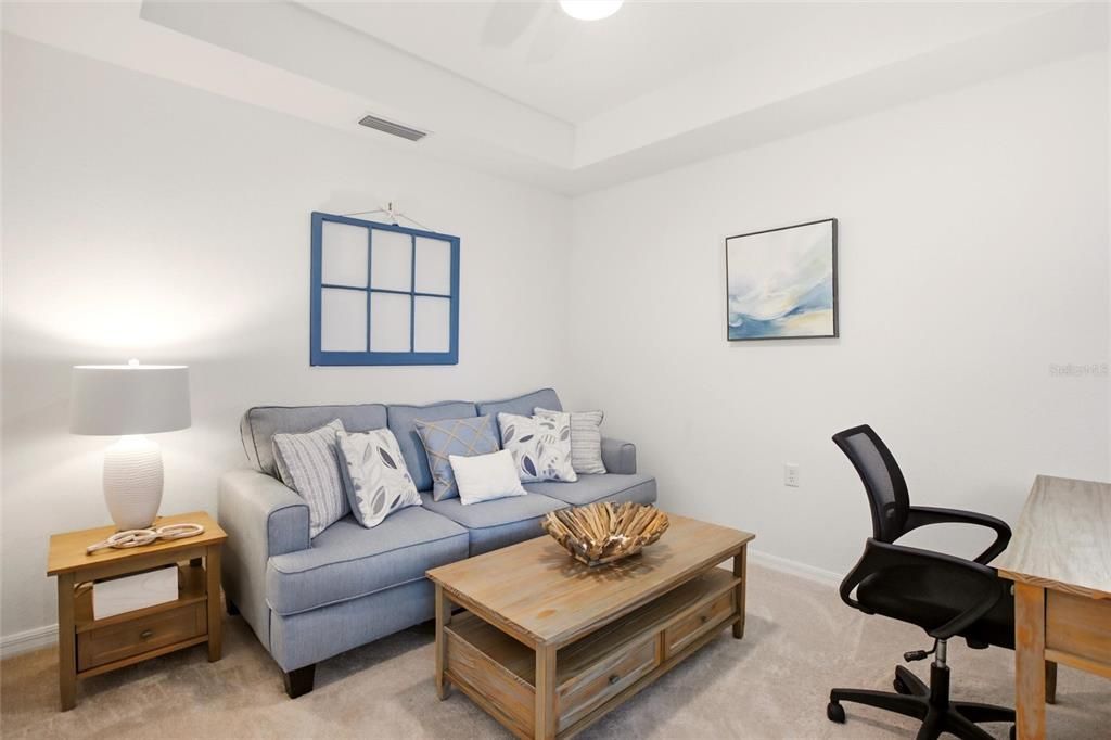 Activo con contrato: $295,000 (2 camas, 2 baños, 1438 Pies cuadrados)