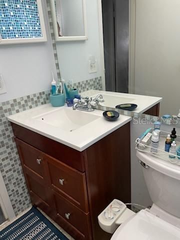 For Sale: $130,000 (2 beds, 2 baths, 988 Square Feet)