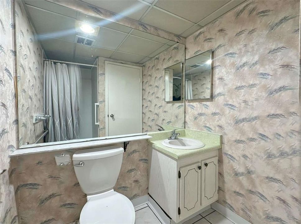 Activo con contrato: $1,490 (2 camas, 2 baños, 960 Pies cuadrados)