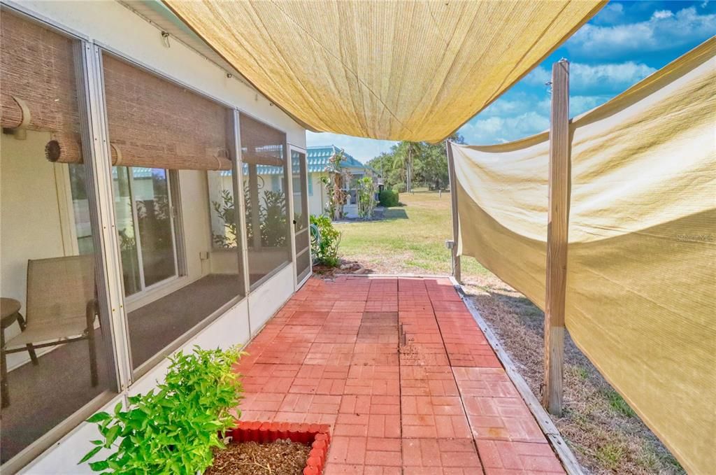 Activo con contrato: $1,490 (2 camas, 2 baños, 960 Pies cuadrados)