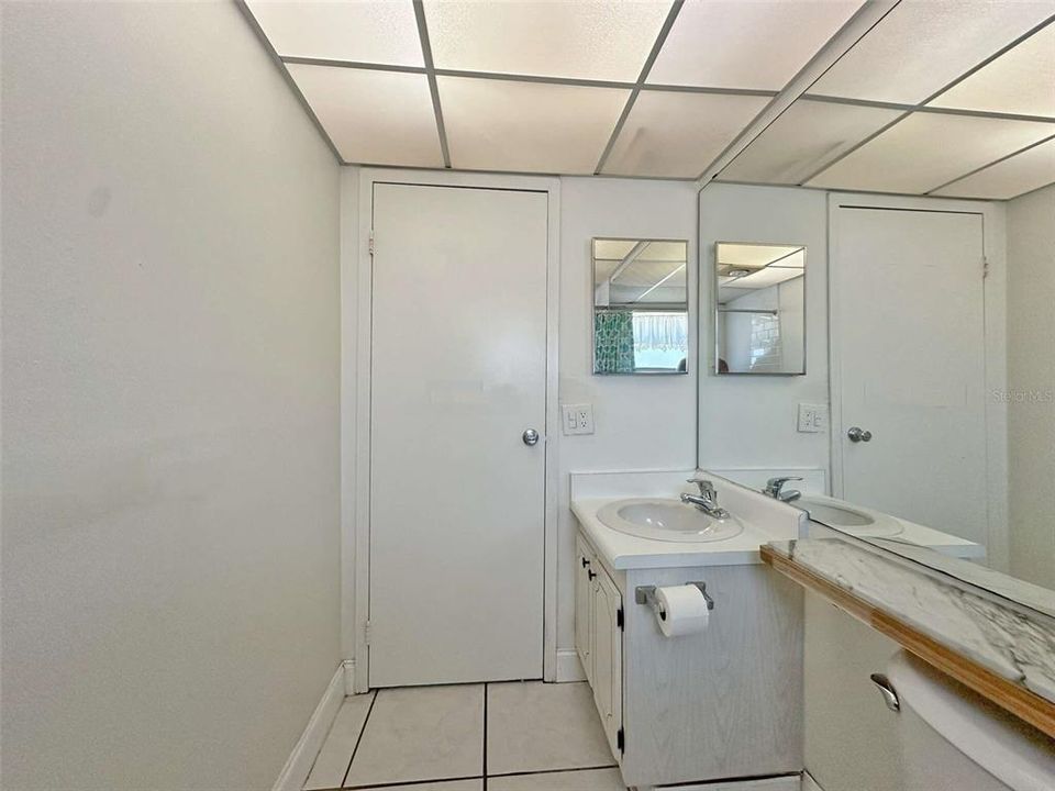 Activo con contrato: $1,490 (2 camas, 2 baños, 960 Pies cuadrados)