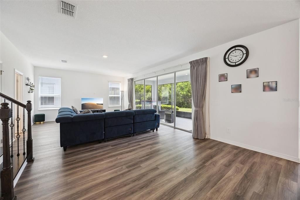 For Sale: $775,000 (5 beds, 4 baths, 3506 Square Feet)