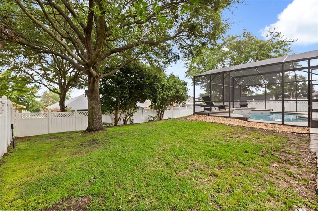 Activo con contrato: $495,000 (3 camas, 2 baños, 2044 Pies cuadrados)