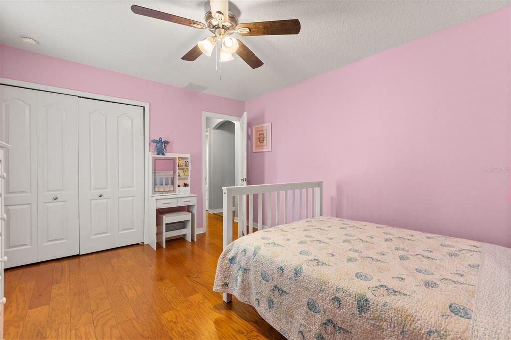 Activo con contrato: $495,000 (3 camas, 2 baños, 2044 Pies cuadrados)