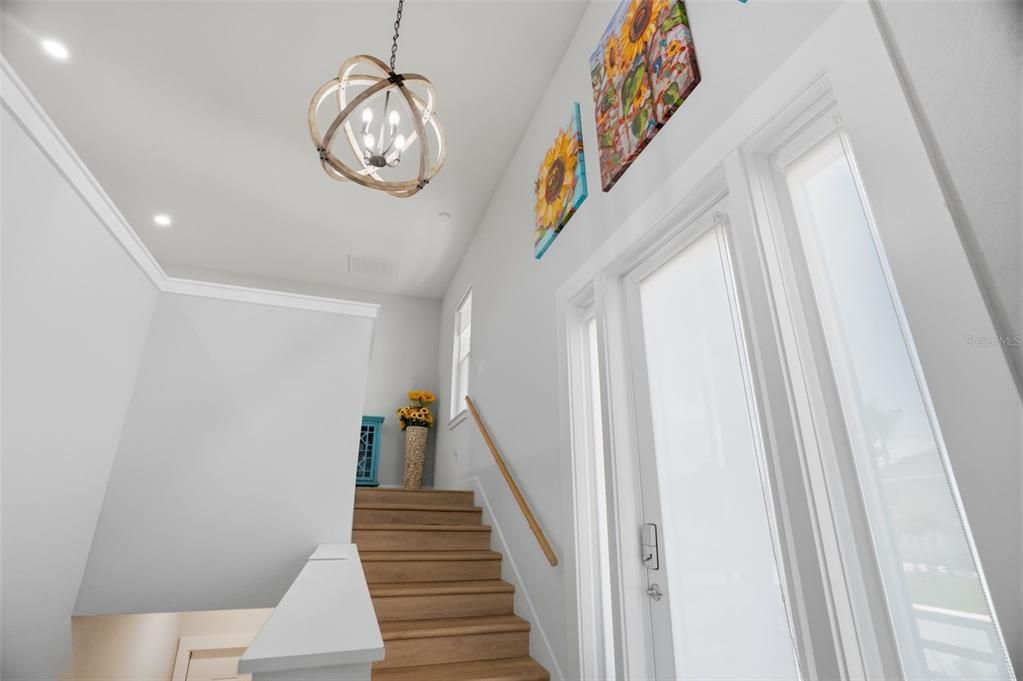For Sale: $697,000 (3 beds, 3 baths, 2099 Square Feet)
