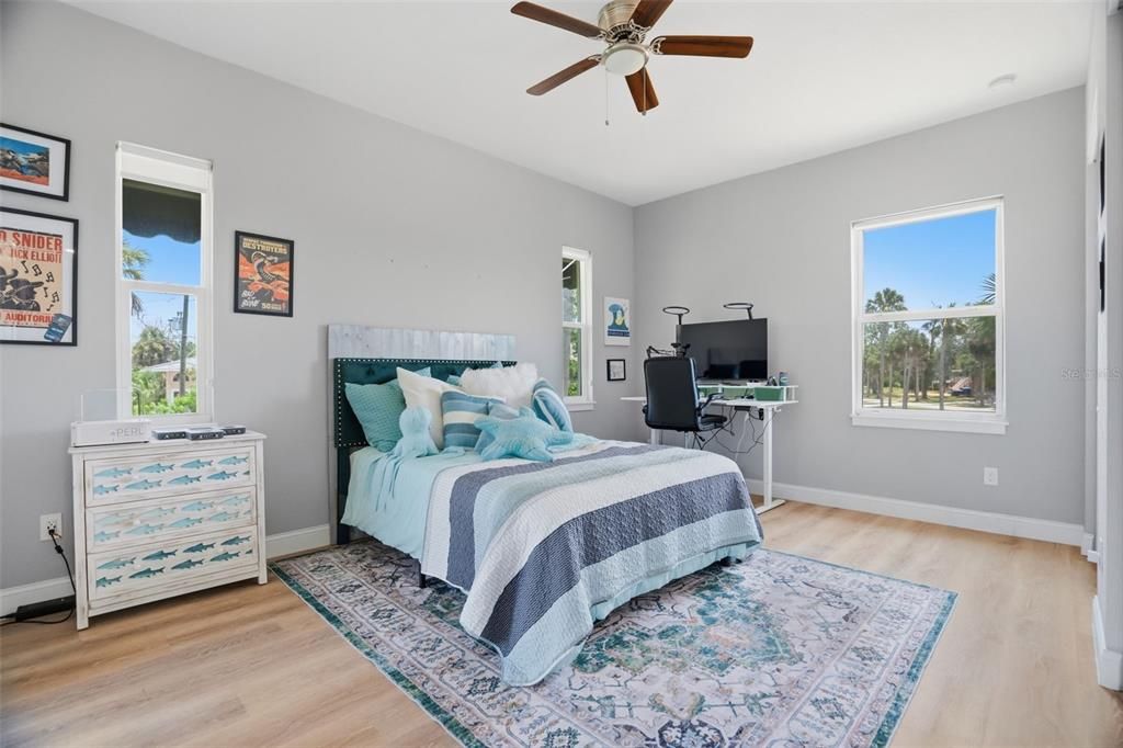 For Sale: $697,000 (3 beds, 3 baths, 2099 Square Feet)