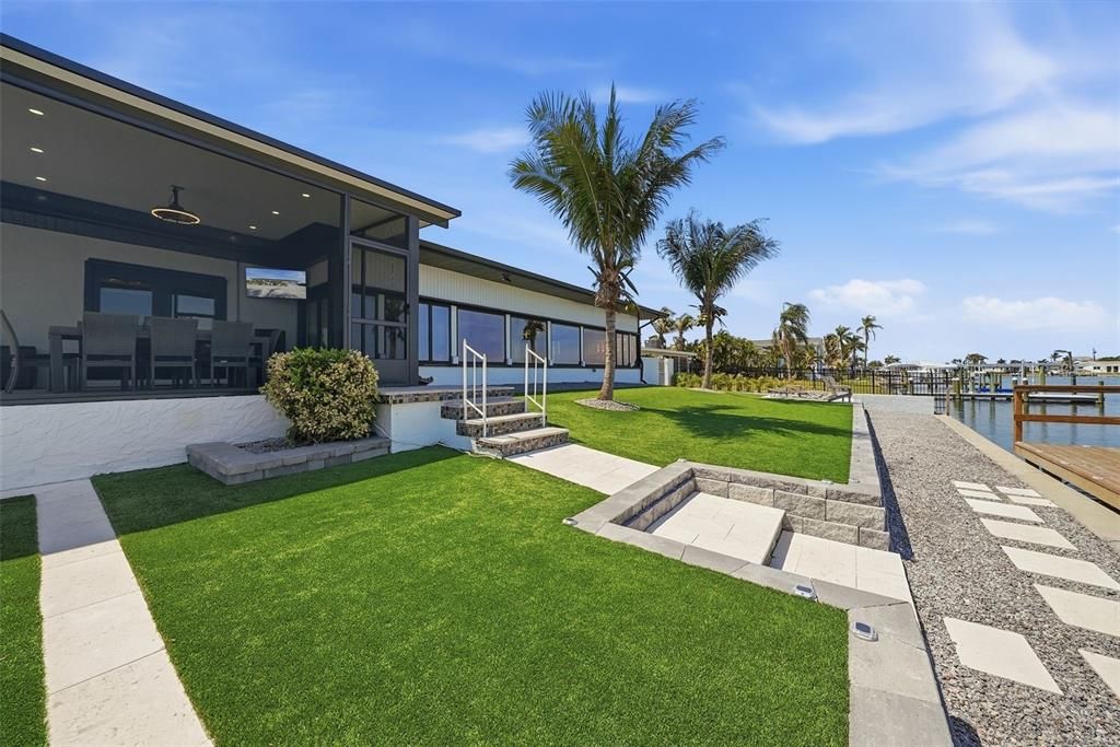 For Sale: $1,999,999 (3 beds, 3 baths, 3645 Square Feet)
