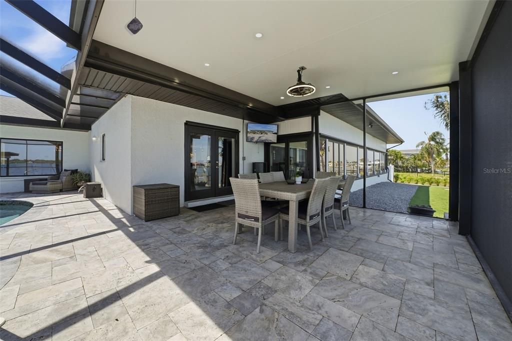 For Sale: $1,999,999 (3 beds, 3 baths, 3645 Square Feet)