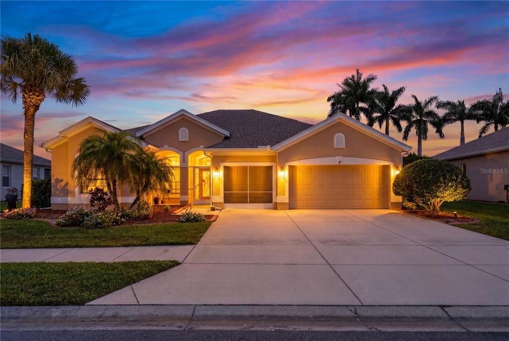 Activo con contrato: $530,000 (4 camas, 3 baños, 2976 Pies cuadrados)