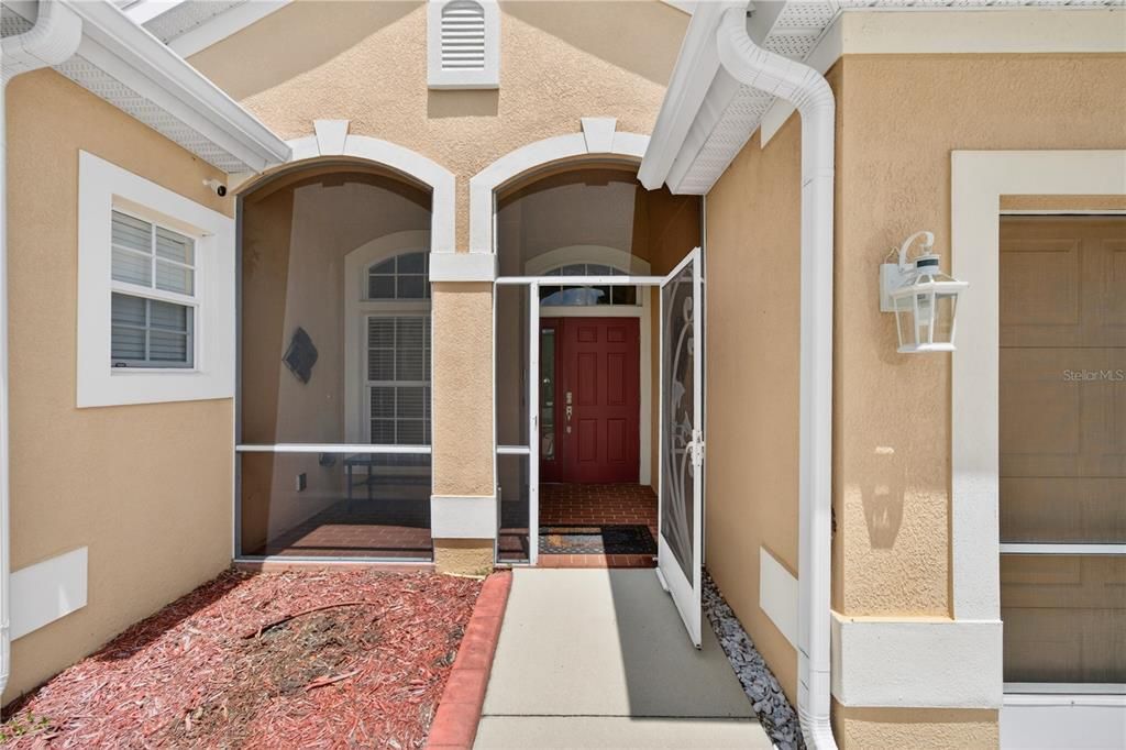 Activo con contrato: $530,000 (4 camas, 3 baños, 2976 Pies cuadrados)