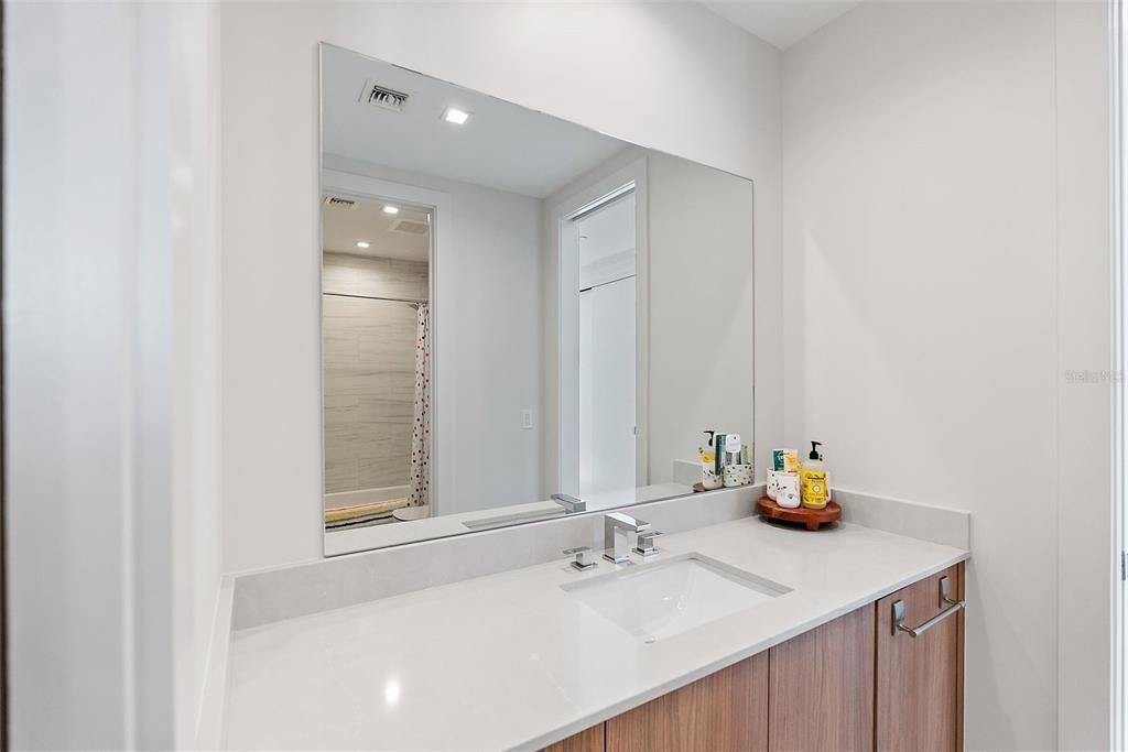 For Rent: $15,000 (4 beds, 3 baths, 3036 Square Feet)