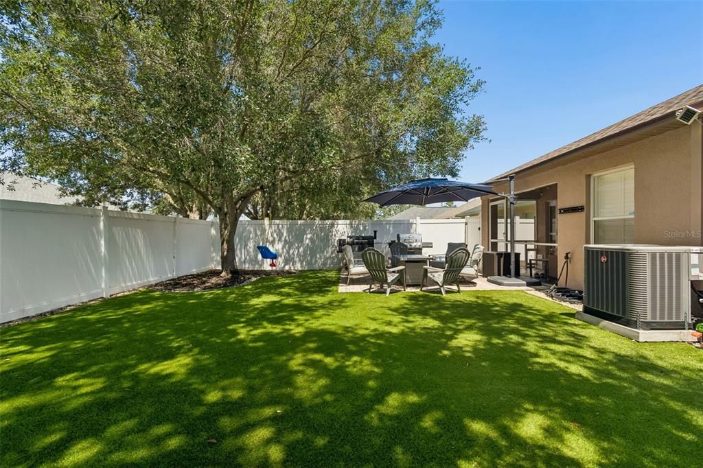 Activo con contrato: $319,900 (3 camas, 2 baños, 1726 Pies cuadrados)