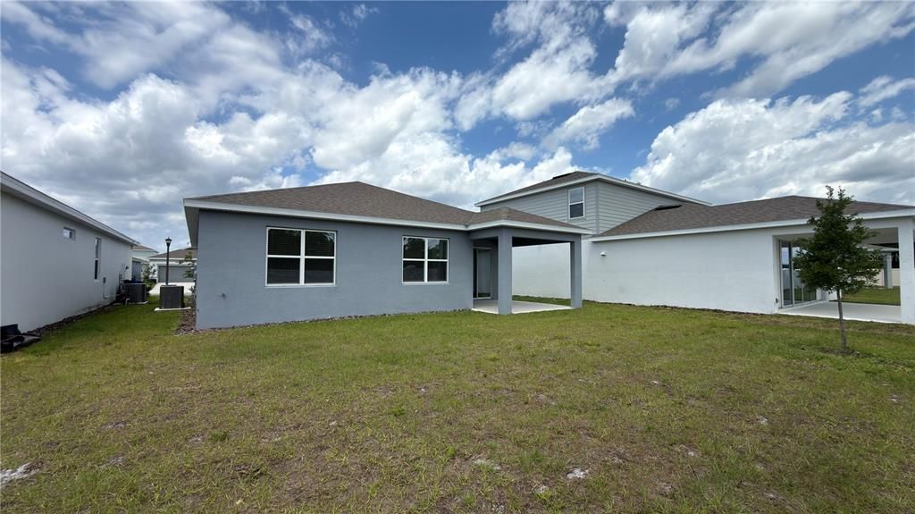 Active With Contract: $2,300 (3 beds, 2 baths, 1662 Square Feet)