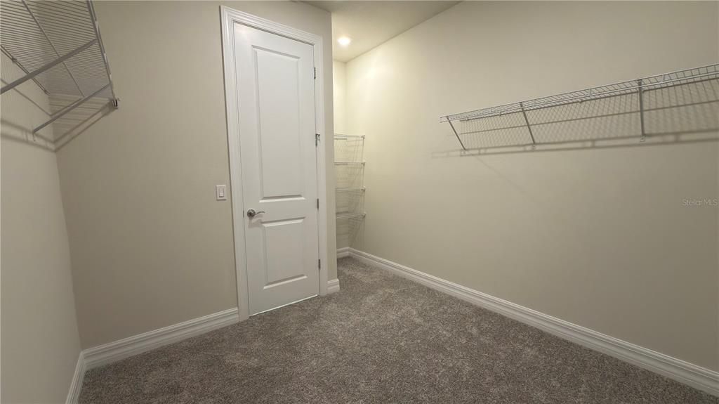 Active With Contract: $2,300 (3 beds, 2 baths, 1662 Square Feet)