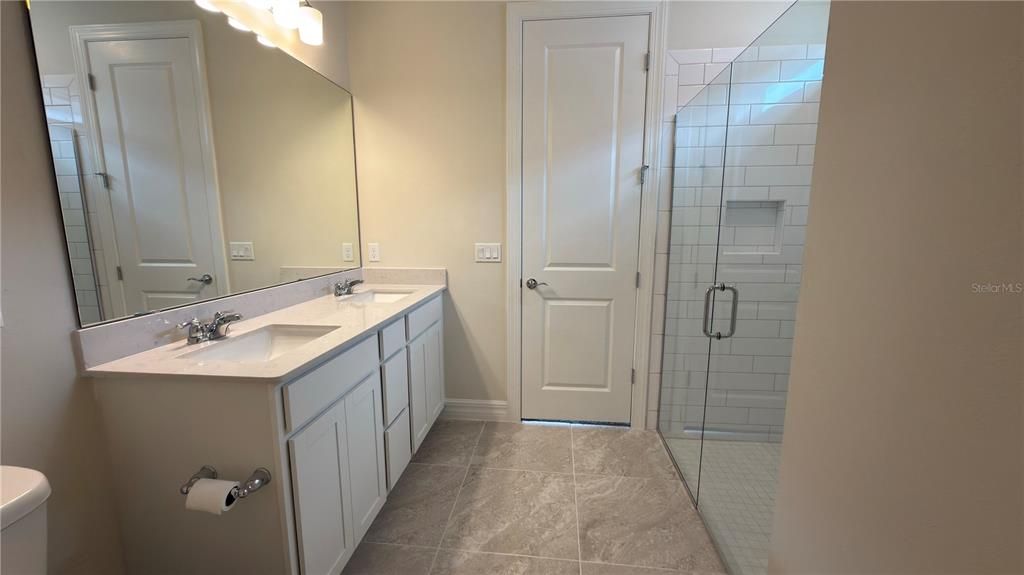 Active With Contract: $2,300 (3 beds, 2 baths, 1662 Square Feet)