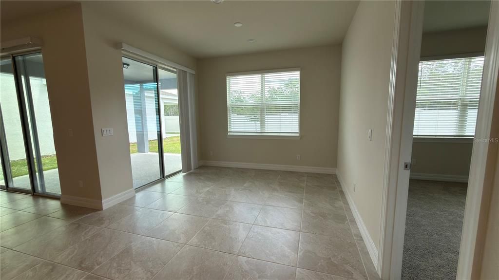 Active With Contract: $2,300 (3 beds, 2 baths, 1662 Square Feet)