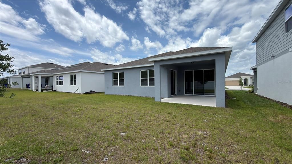 Active With Contract: $2,300 (3 beds, 2 baths, 1662 Square Feet)
