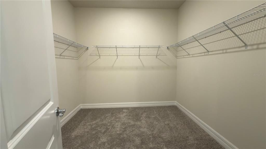Active With Contract: $2,300 (3 beds, 2 baths, 1662 Square Feet)