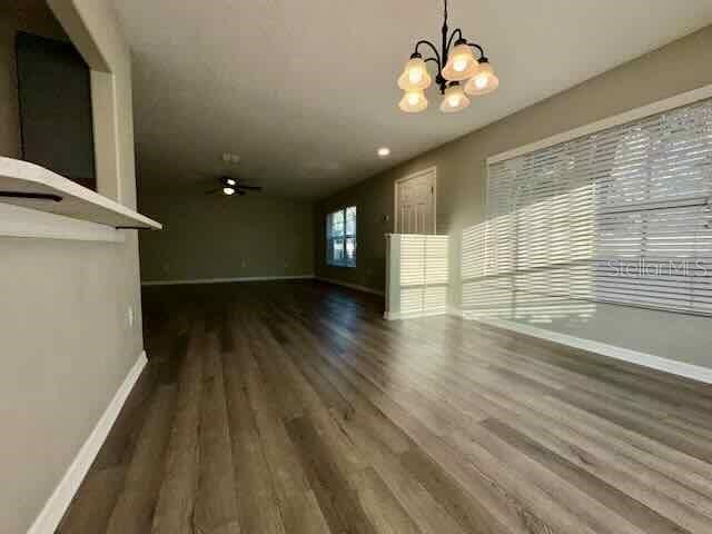 For Rent: $1,650 (3 beds, 2 baths, 1363 Square Feet)