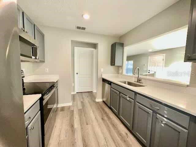 For Rent: $1,650 (3 beds, 2 baths, 1363 Square Feet)