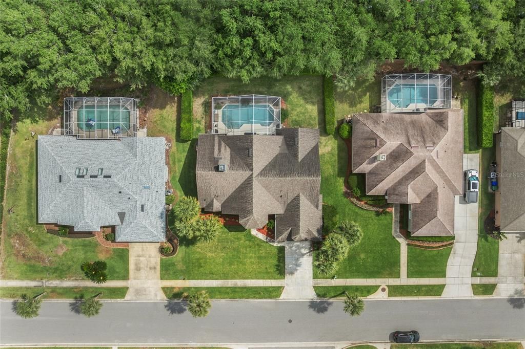 Activo con contrato: $599,999 (4 camas, 2 baños, 2226 Pies cuadrados)