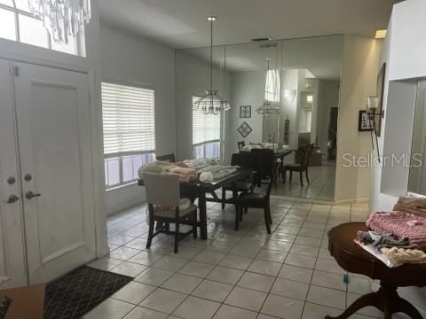 For Sale: $350,000 (5 beds, 3 baths, 2569 Square Feet)