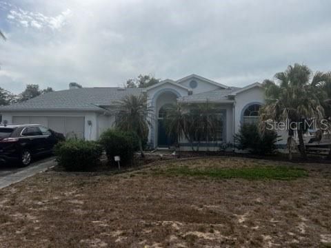 For Sale: $350,000 (5 beds, 3 baths, 2569 Square Feet)