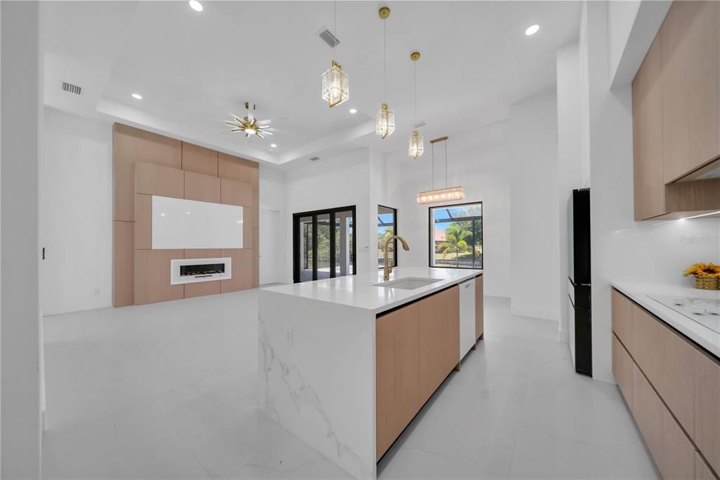 На продажу: $749,999 (4 спален, 3 ванн, 1935 Квадратных фут)