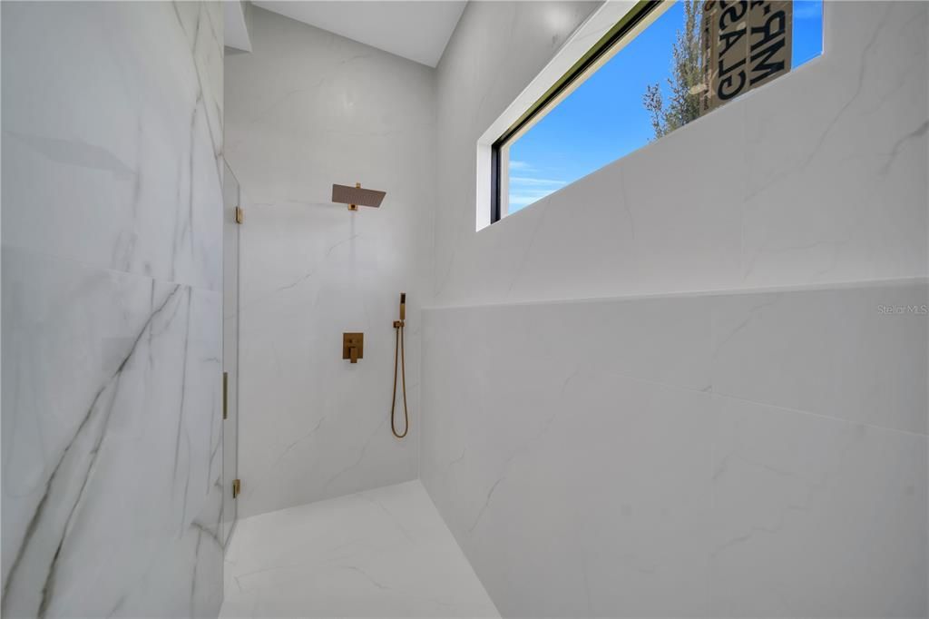 На продажу: $749,999 (4 спален, 3 ванн, 1935 Квадратных фут)